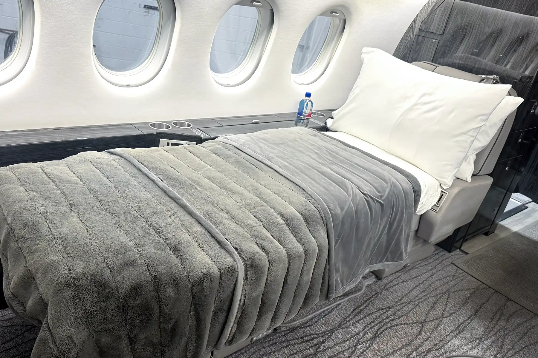 Talaria-Jet-charter-bed